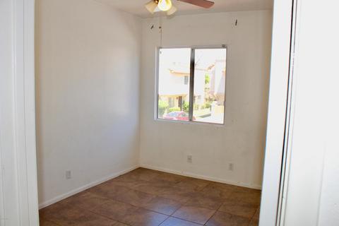 1222 E Lawrence Ln, Phoenix, AZ 85020 photo 8
