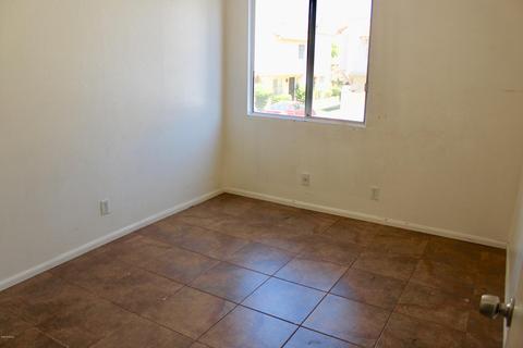1222 E Lawrence Ln, Phoenix, AZ 85020 photo 10