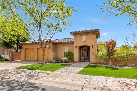 437 E Sunburst Ln, Tempe, AZ 85284 photo 2