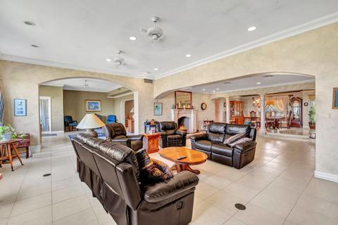 1266 E Salado Cir, Mesa, AZ 85203 photo 23