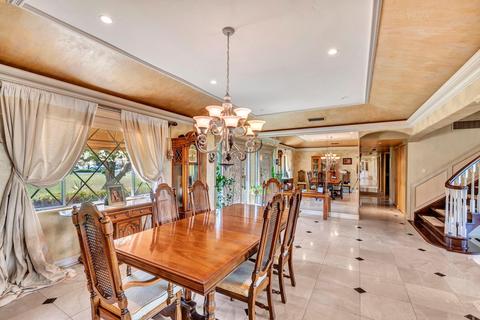 1266 E Salado Cir, Mesa, AZ 85203 photo 10