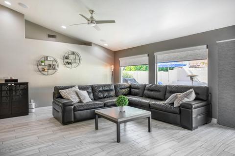 4536 E Robert E Lee St E, Phoenix, AZ 85032 photo 4