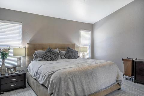 4536 E Robert E Lee St E, Phoenix, AZ 85032 photo 13