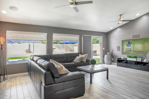 4536 E Robert E Lee St E, Phoenix, AZ 85032 photo 3