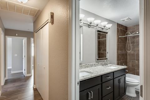 4043 E Taro Ln, Phoenix, AZ 85050 photo 23