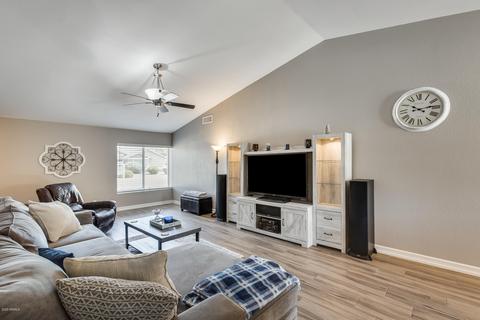 4043 E Taro Ln, Phoenix, AZ 85050 photo 8
