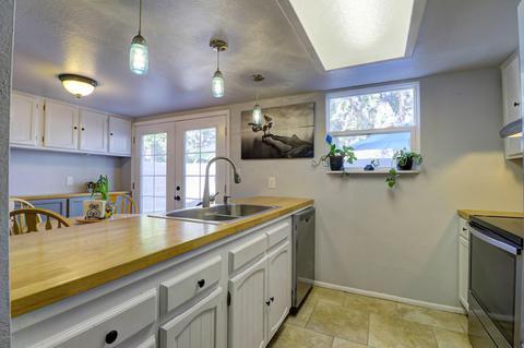 260 E Beck Ln, Phoenix, AZ 85022 photo 12