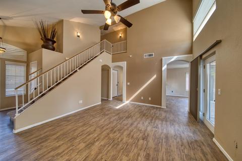 17 S Surfside Dr, Gilbert, AZ 85233 photo 3