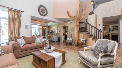 3320 E Desert Flower Ln, Phoenix, AZ 85044 photo 9