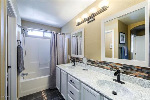2153 N 29th Pl, Mesa, AZ 85213 photo 9