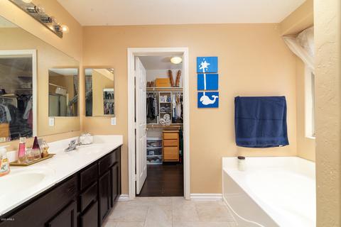 1718 E Branham Ln, Phoenix, AZ 85042 photo 18