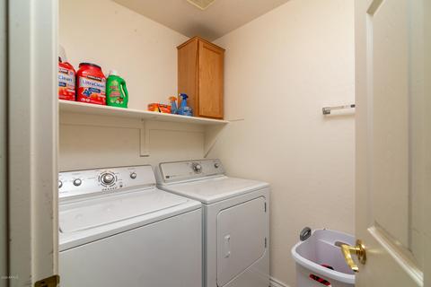1718 E Branham Ln, Phoenix, AZ 85042 photo 13
