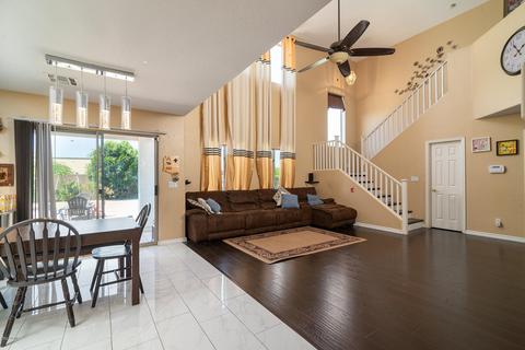 1718 E Branham Ln, Phoenix, AZ 85042 photo 26
