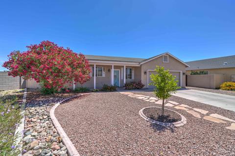 719 S Paustian Cir, Apache Junction, AZ 85120 photo 1