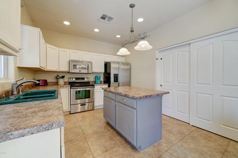 719 S Paustian Cir, Apache Junction, AZ 85120 photo 13