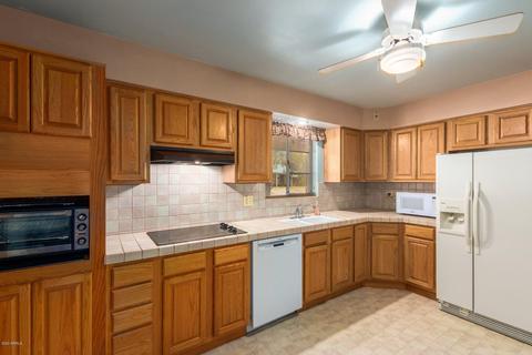 2045 W Solano Dr, Phoenix, AZ 85015 photo 4