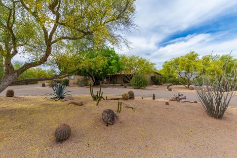 10718 E Fenimore Rd, Mesa, AZ 85207 photo 1