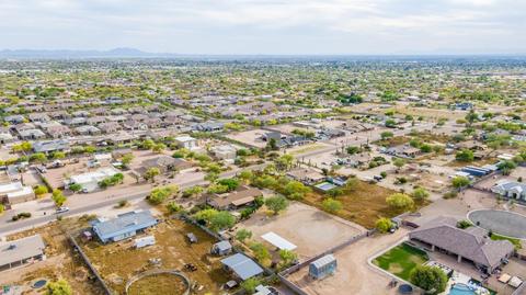 10718 E Fenimore Rd, Mesa, AZ 85207 photo 73
