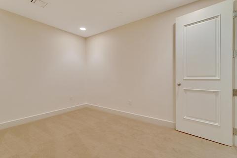 2211 E Camelback Rd #705, Phoenix, AZ 85016 photo 25