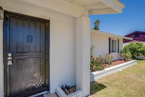 2726 E Decatur St, Mesa, AZ 85213 photo 4
