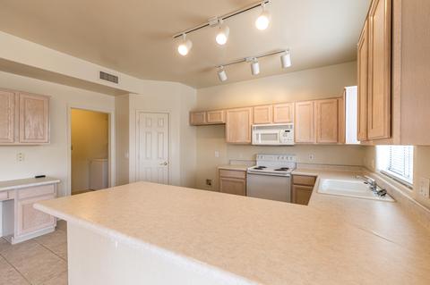 2124 E Helena Dr, Phoenix, AZ 85022 photo 10