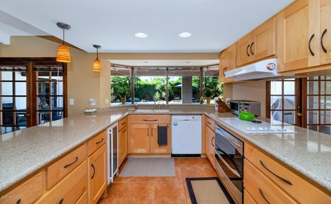 215 E Acapulco Ln, Phoenix, AZ 85022 photo 11
