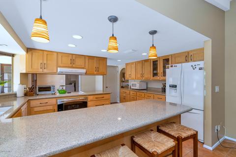 215 E Acapulco Ln, Phoenix, AZ 85022 photo 10