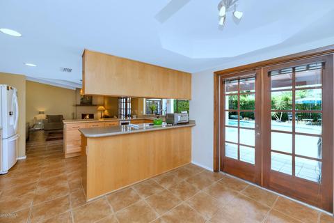 215 E Acapulco Ln, Phoenix, AZ 85022 photo 12