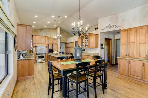 540 E Palo Verde St, Gilbert, AZ 85296 photo 12