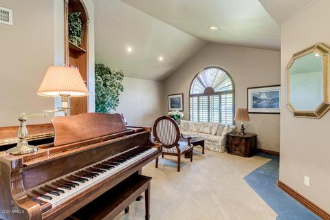 540 E Palo Verde St, Gilbert, AZ 85296 photo 8