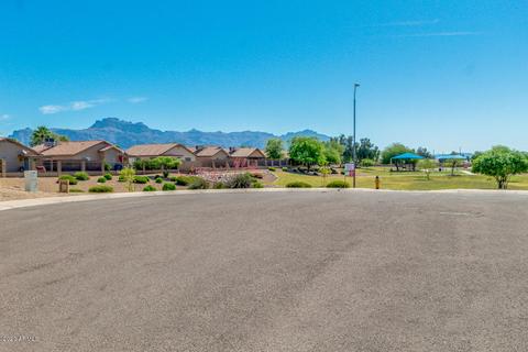 869 E Cochise Cir, Apache Junction, AZ 85119 photo 4