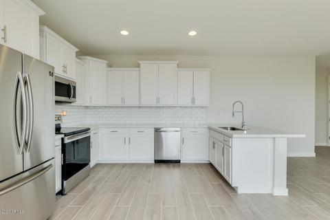 5531 S Dillon Cir, Mesa, AZ 85212 photo 9