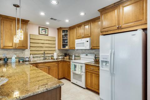 2407 W Winchcomb Dr, Phoenix, AZ 85023 photo 15