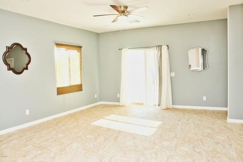 910 N 27th Ave, Phoenix, AZ 85009 photo 2