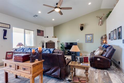 1275 E Stetson Ln, Coolidge, AZ 85128 photo 17