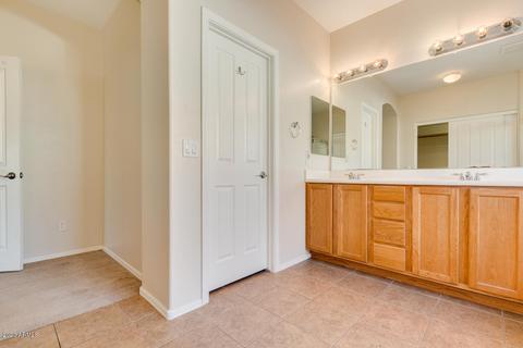 3045 E Blue Ridge Way, Gilbert, AZ 85298 photo 34