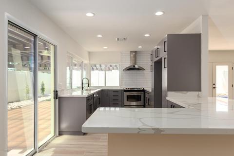 1202 E Solano Dr, Phoenix, AZ 85014 photo 4