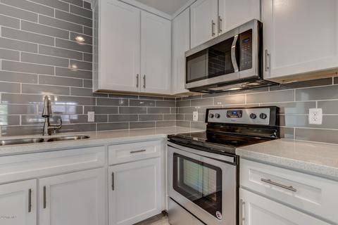 416 S S Spur, Mesa, AZ 85204 photo 3