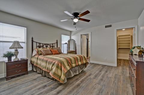 4626 E Lone Cactus Dr, Phoenix, AZ 85050 photo 22