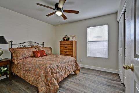 4626 E Lone Cactus Dr, Phoenix, AZ 85050 photo 19
