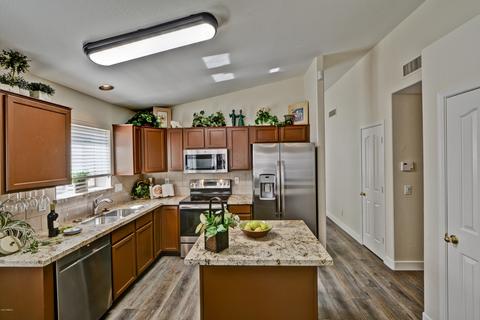 4626 E Lone Cactus Dr, Phoenix, AZ 85050 photo 12