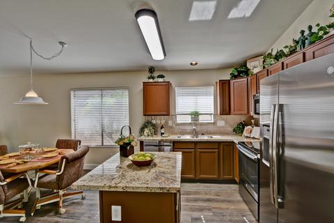 4626 E Lone Cactus Dr, Phoenix, AZ 85050 photo 9