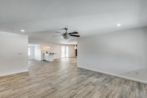 3802 E Winchcomb Dr, Phoenix, AZ 85032 photo 11