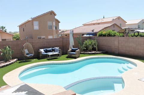 4335 E Glenhaven Dr, Phoenix, AZ 85048 photo 1