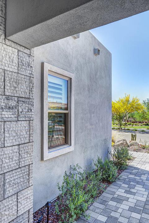 2848 E Donald Dr, Phoenix, AZ 85050 photo 8