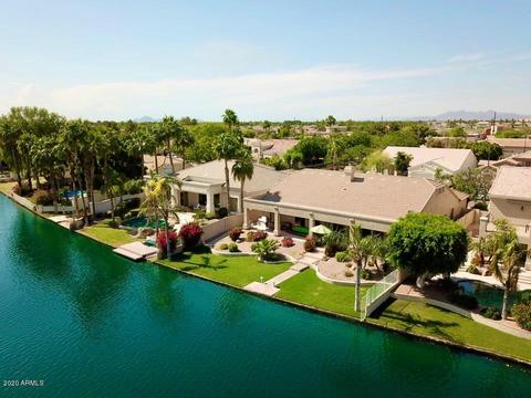 1441 E Catamaran Dr, Gilbert, AZ 85234 photo 2