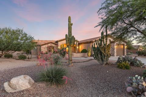 1531 E Breezy Dr, Phoenix, AZ 85086 photo 2
