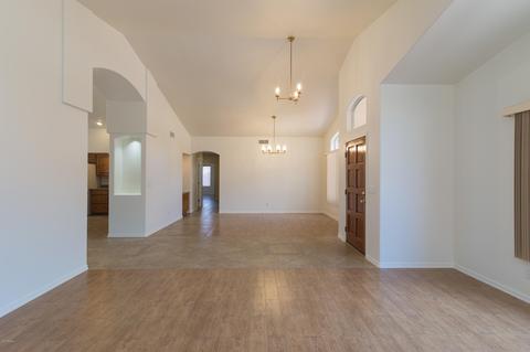 1207 E Seminole Dr, Phoenix, AZ 85022 photo 4