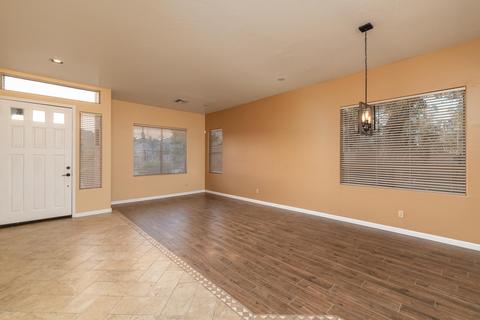 1571 E Sagebrush Ct, Gilbert, AZ 85296 photo 7