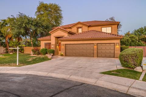 1571 E Sagebrush Ct, Gilbert, AZ 85296 photo 3